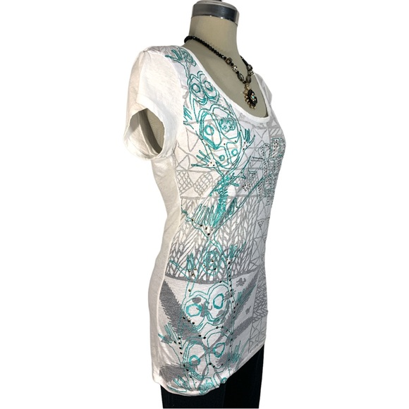 Apple Bottoms White and Blue Open Back T Shirt Size XL - Picture 3 of 10